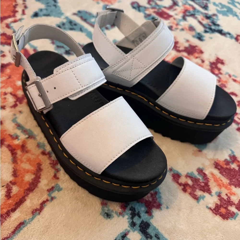 Stylish White Platform Sandals
